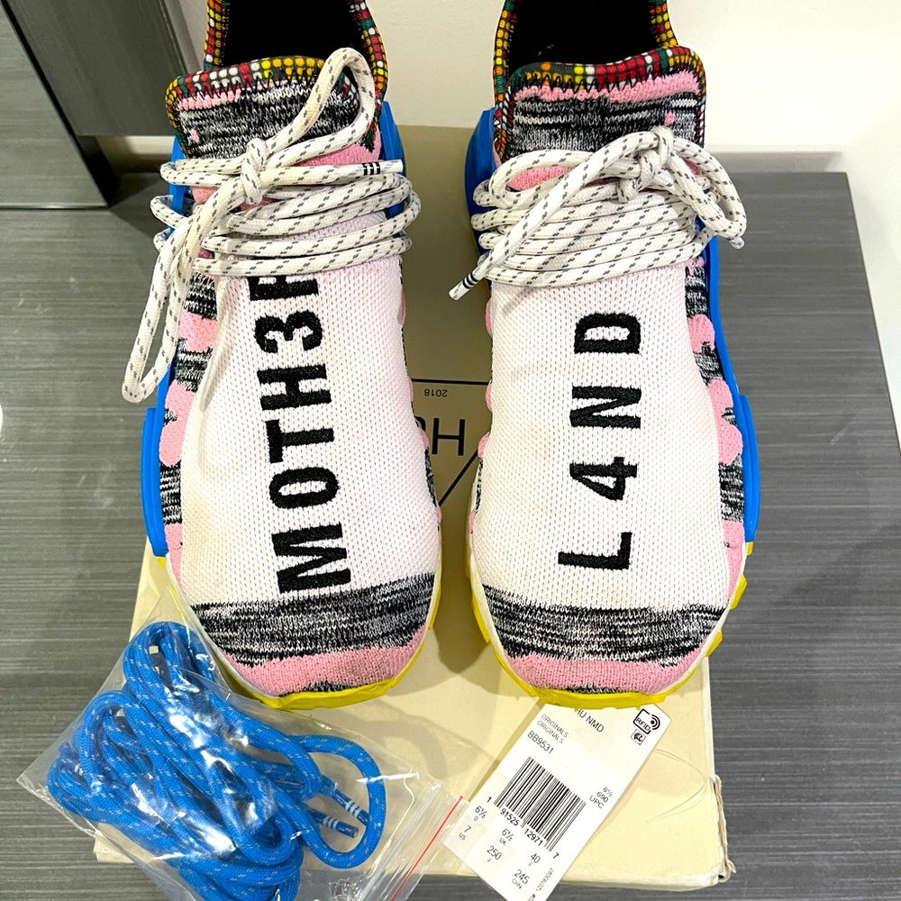 adidas x Pharrell Williams HU sneakers Men 7 woman 8